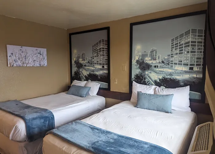 Economy Southern Comfort 2*