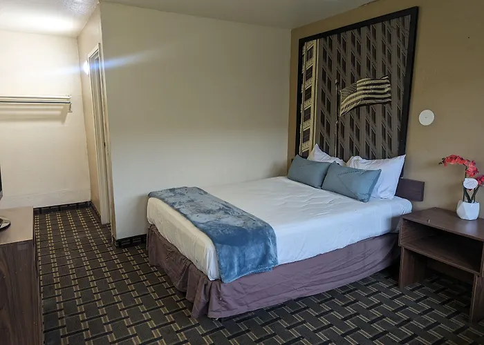 Economy Southern Comfort Hotel Tulsa